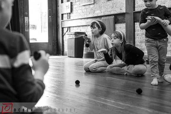 032 2024 Kid Yoga