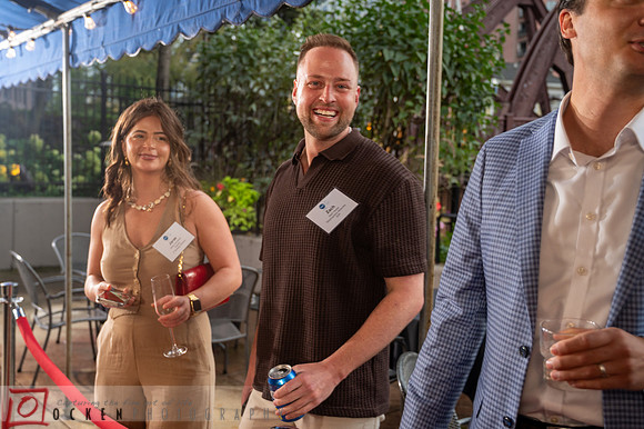 014 2025 CIO Red Carpet