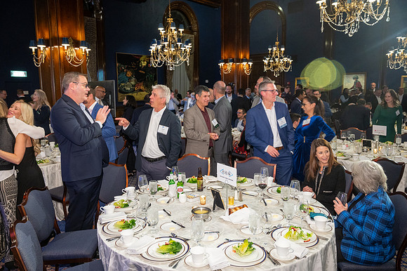 094 2025 Gala