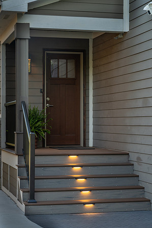 034 305 N Clinton Ave