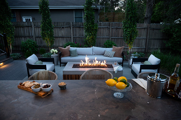 064 305 N Clinton Ave