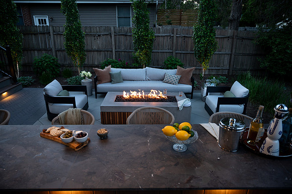 065 305 N Clinton Ave