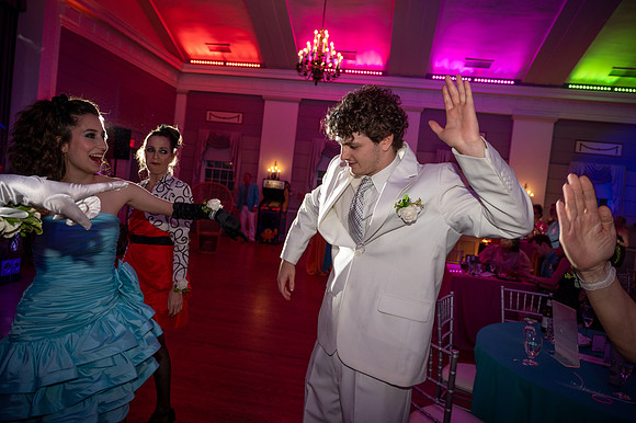 400 80s Prom