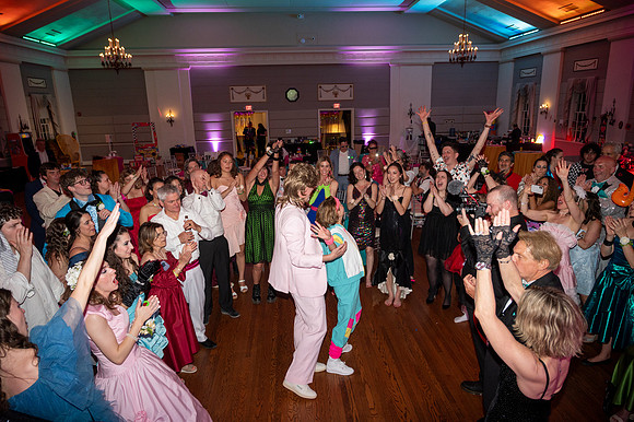 572 80s Prom