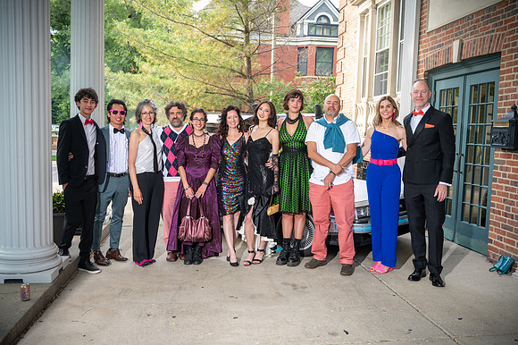 136 80s Prom