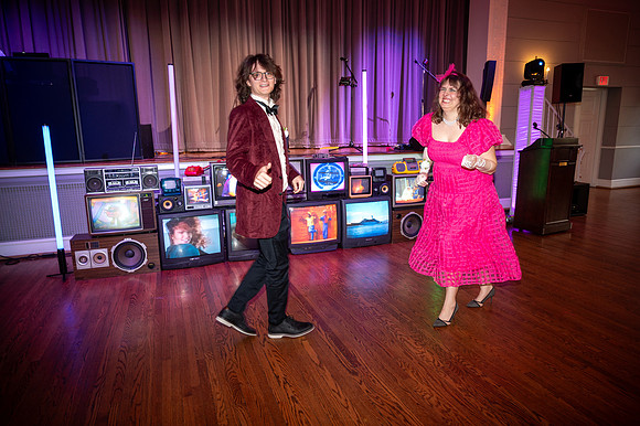 162 80s Prom