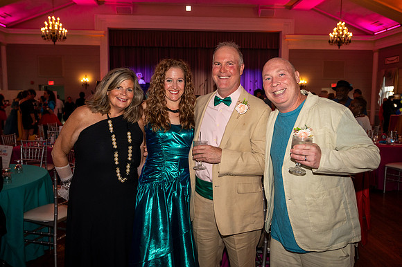 171 80s Prom