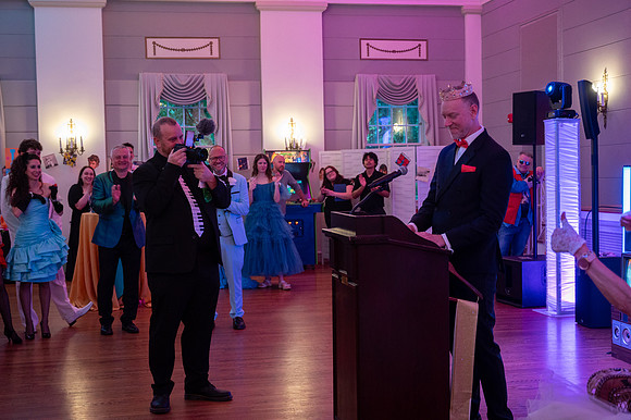 325 80s Prom