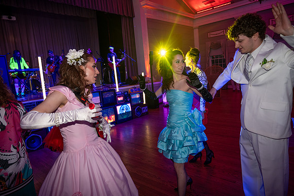 399 80s Prom