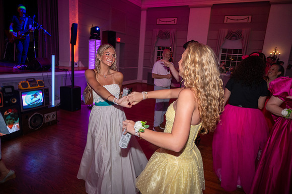 436 80s Prom