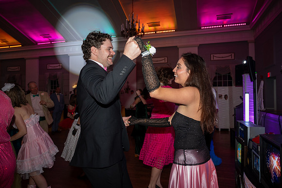 487 80s Prom