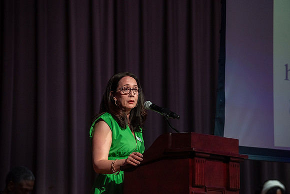 098 2025 Gala