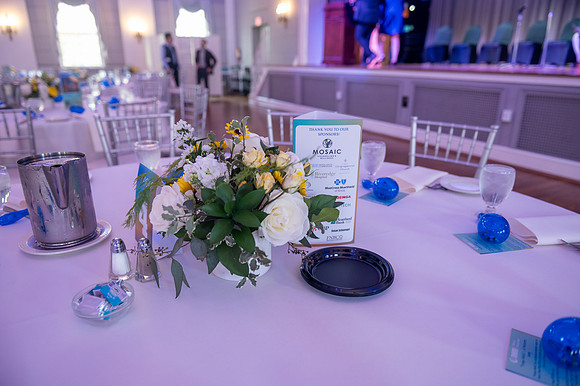 016 2025 Gala