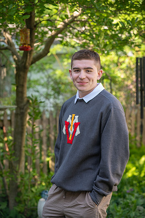 030 2025 Senior Portraits