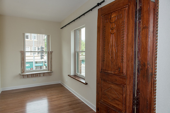 144 228 Oak Park Apartments