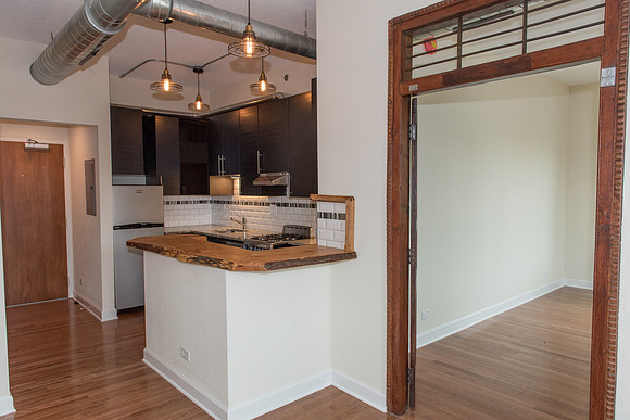147 228 Oak Park Apartments