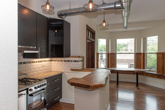 149 228 Oak Park Apartments