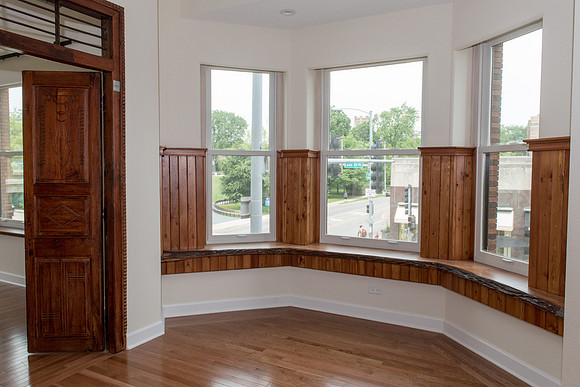 156 228 Oak Park Apartments