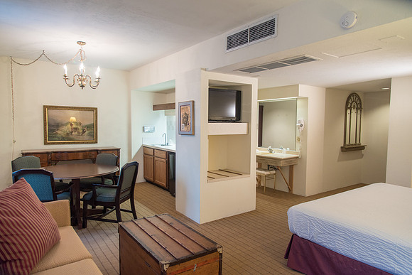 038 Real Estate Write Inn