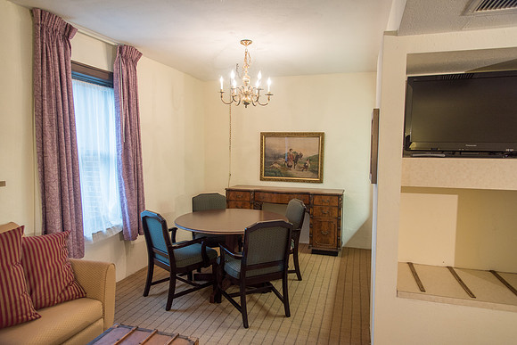 039 Real Estate Write Inn