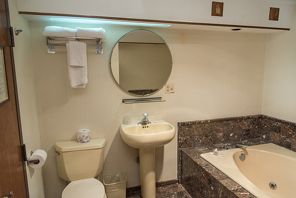 044 Real Estate Write Inn