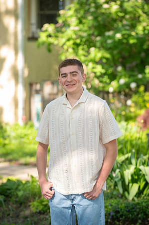 042 2025 Senior Portraits