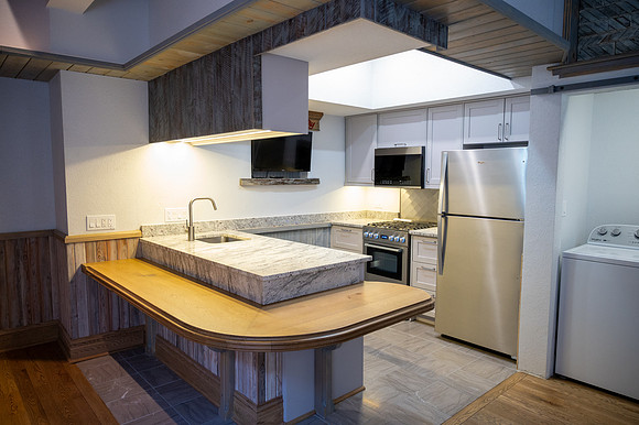 023 2025 APT 322