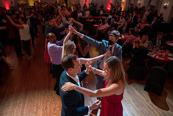 217 2022 Salsa, Samba & Salud