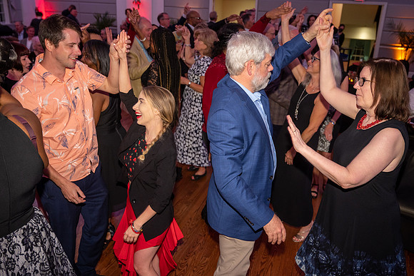 195 2022 Salsa, Samba & Salud