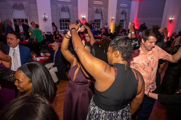 191 2022 Salsa, Samba & Salud