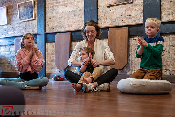 014 2024 Kid Yoga