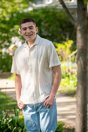 044 2025 Senior Portraits