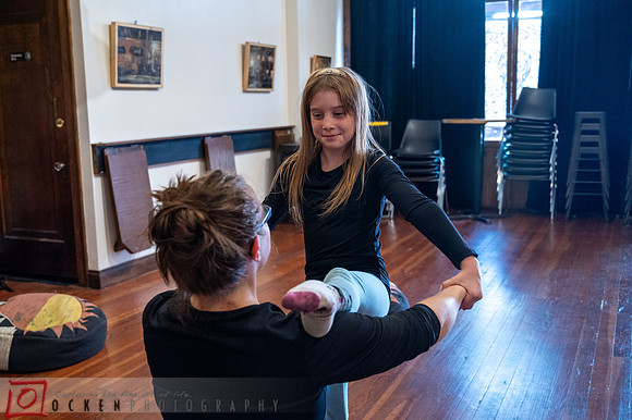 125 2024 Kid Yoga