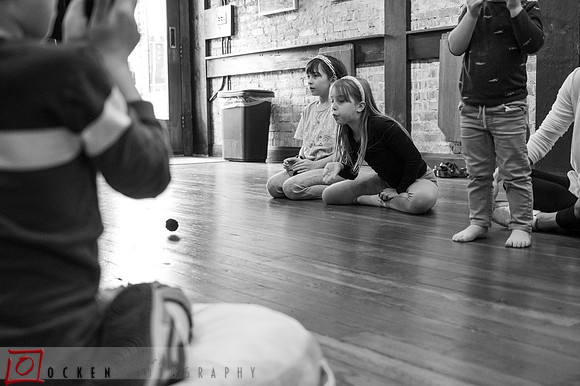 033 2024 Kid Yoga