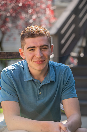 010 2025 Senior Portraits