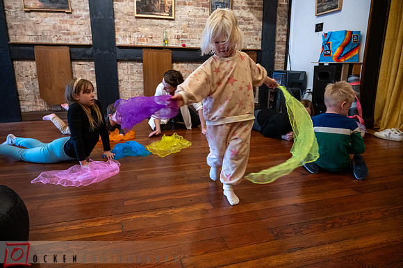066 2024 Kid Yoga