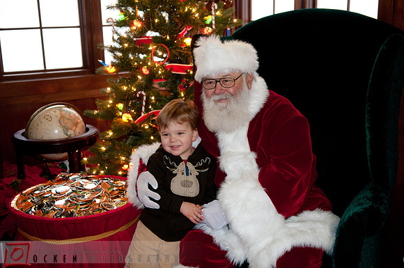 007 2011 Santa Village